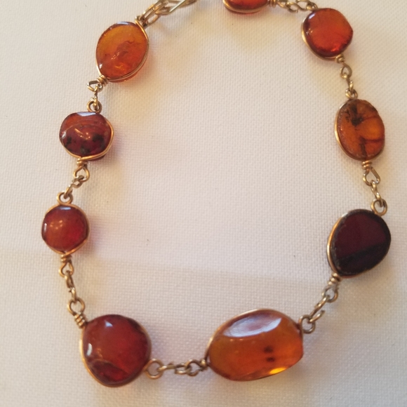 Vintage Amber bracelet and  earrings set - Picture 2 of 3